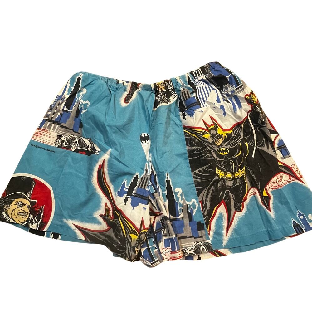 Vintage 1991 Batman DC Comics AOP Shorts Mens M 32x5Gotham‎ City Print Penguin